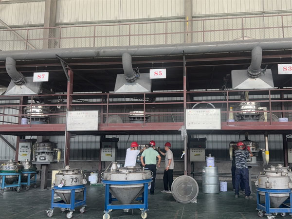 金属粉末超声波振动筛用户现场280818